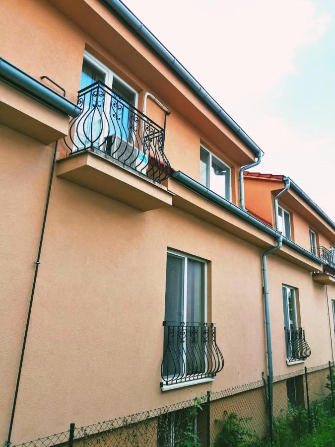 Apartmany Pri Auparku Пьештяни Экстерьер фото