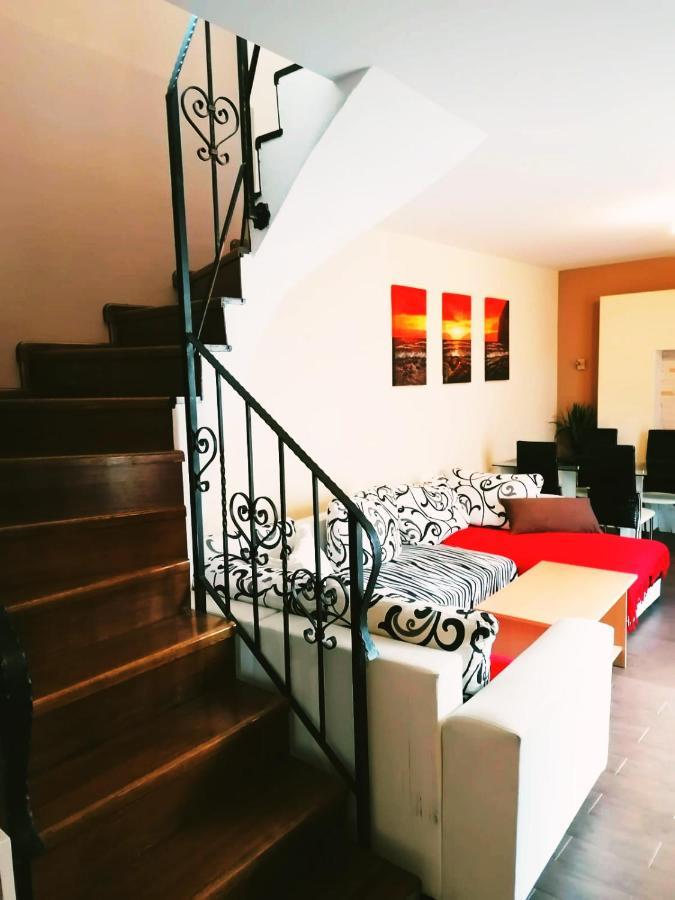 Apartmany Pri Auparku Пьештяни Экстерьер фото