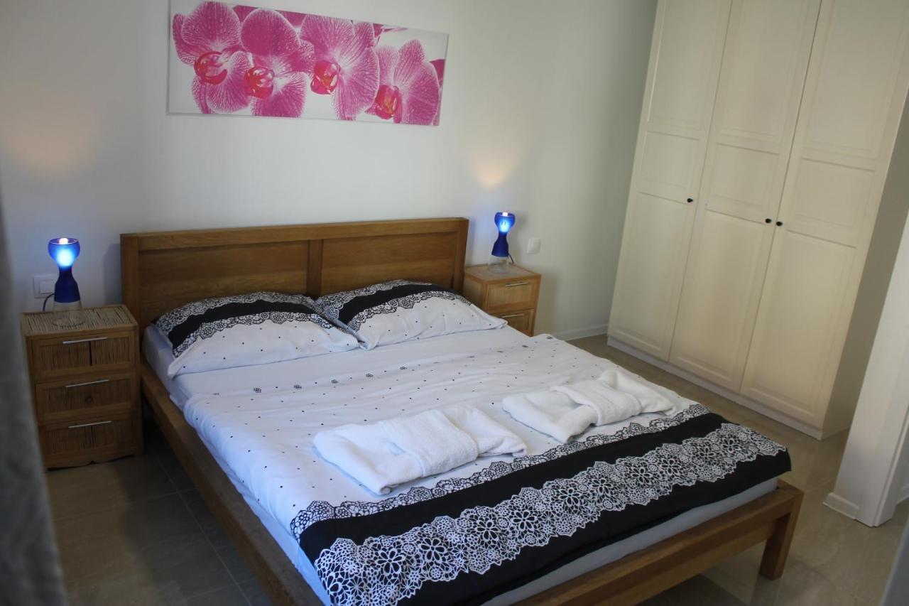 Apartmany Pri Auparku Пьештяни Экстерьер фото