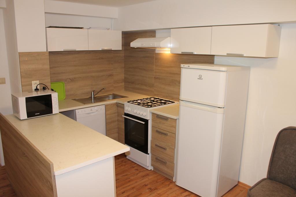 Apartmany Pri Auparku Пьештяни Экстерьер фото