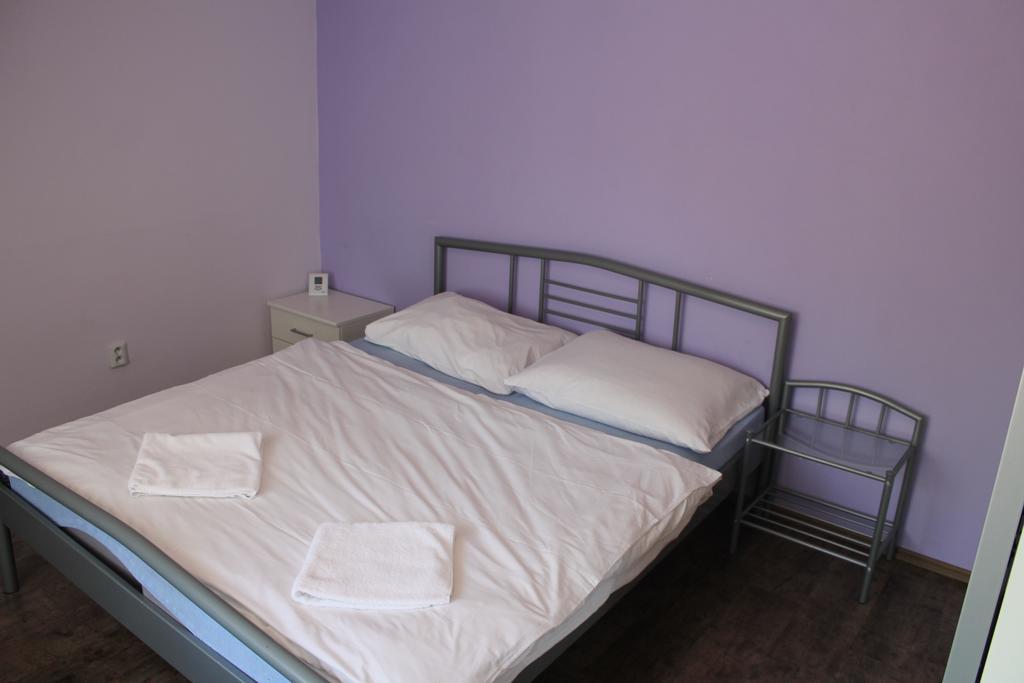 Apartmany Pri Auparku Пьештяни Экстерьер фото